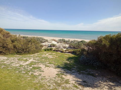 Blissful Beachfront Beachouse - Hervey Bay Accommodation 20