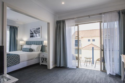 Marina Hotel - Tourism Hervey Bay 8
