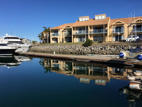 Marina Hotel - Tourism Hervey Bay 35