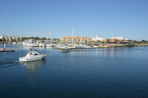 Marina Hotel - Tourism Hervey Bay 39
