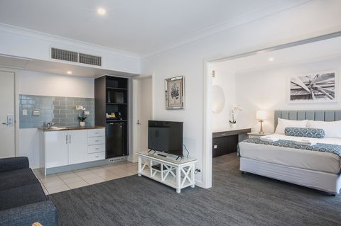 Marina Hotel - Tourism Hervey Bay 26