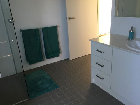 Villas On The Bay Kingscote - Hervey Bay Accommodation 14