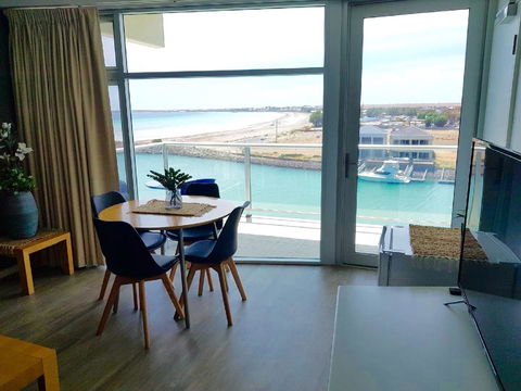 Ocean View Luxury Apartment & Suite - Hervey Bay Accommodation 5