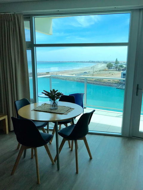 Ocean View Luxury Apartment & Suite - Hervey Bay Accommodation 22