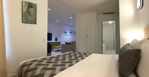 Wallaroo Marina Waterfront Luxe Apartment - Tourism Hervey Bay 12