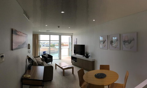 Wallaroo Marina Waterfront Luxe Apartment - Tourism Hervey Bay 1