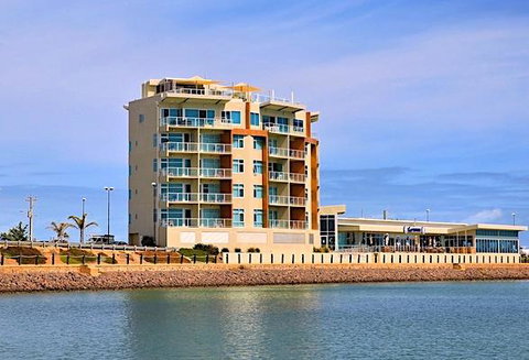 Wallaroo Marina Waterfront Luxe Apartment - Tourism Hervey Bay 24