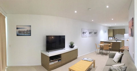 Wallaroo Marina Waterfront Luxe Apartment - Tourism Hervey Bay 7