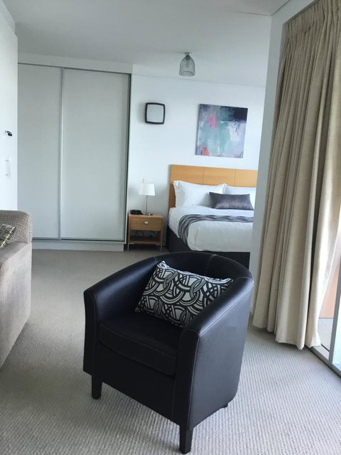 Wallaroo Marina Waterfront Luxe Apartment - Tourism Hervey Bay 13