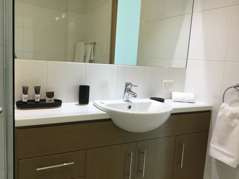 Wallaroo Marina Waterfront Luxe Apartment - Tourism Hervey Bay 18