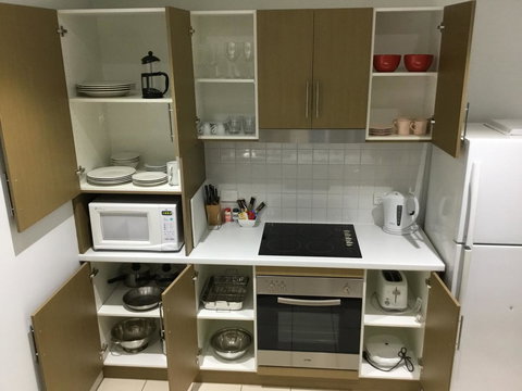 Wallaroo Marina Waterfront Luxe Apartment - Tourism Hervey Bay 11