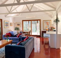 Lost in the Vines - Tourism Hervey Bay