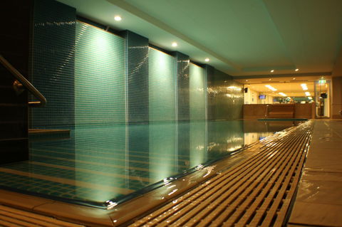 Beachside Luxury Apartments One & Two Bedroom In Beachfront Oaks Pier Building - Hervey Bay Accommodation 35