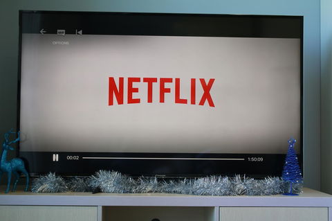 Beachside Luxury Apartments One & Two Bedroom In Beachfront Oaks Pier Building - Hervey Bay Accommodation 8