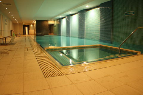 Beachside Luxury Apartments One & Two Bedroom In Beachfront Oaks Pier Building - Hervey Bay Accommodation 37