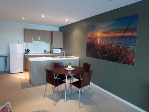 Wallaroo Marina Executive Apartments - Tourism Hervey Bay 13