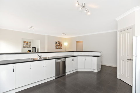 'The Hidden Diamond' - Normanville - Hervey Bay Accommodation 19