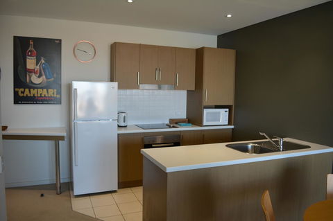 Wallaroo Marina Luxury Apartment - Tourism Hervey Bay 12