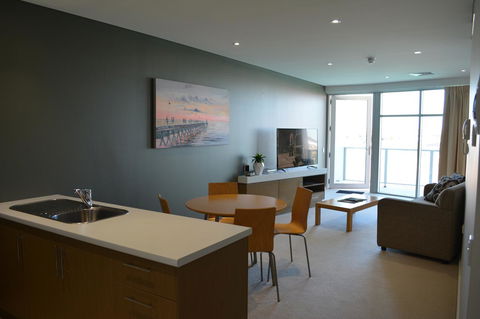 Wallaroo Marina Luxury Apartment - Tourism Hervey Bay 13