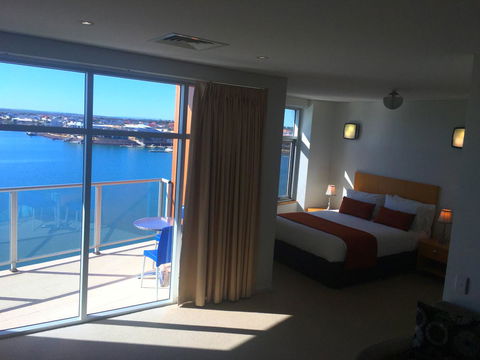 Wallaroo Marina Luxury Apartment - Tourism Hervey Bay 18