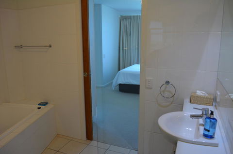 Wallaroo Marina Luxury Apartment - Tourism Hervey Bay 20
