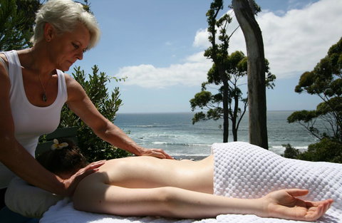 Mollymook Beach Waterfront - Hervey Bay Accommodation 20