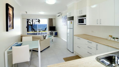 Mollymook Beach Waterfront - Hervey Bay Accommodation 8