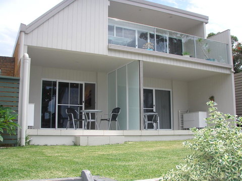 Mollymook Beach Waterfront - Hervey Bay Accommodation 14