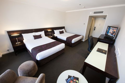 Hotel Grand Chancellor Adelaide - Hervey Bay Accommodation 1