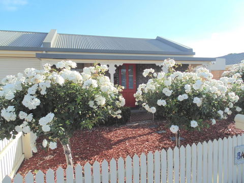 Baronet B & B - Tourism Hervey Bay 1