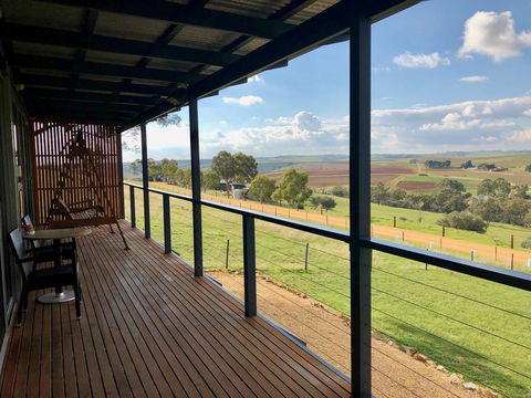 Barossa Pavilions & Glasshouse - Hervey Bay Accommodation 9