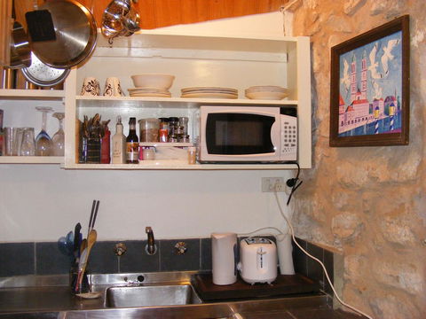 Trevalia Accommodation - Tourism Hervey Bay 17