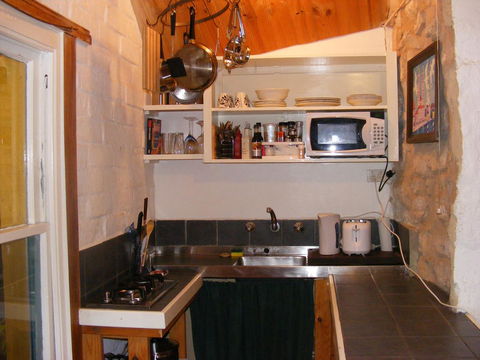 Trevalia Accommodation - Tourism Hervey Bay 16