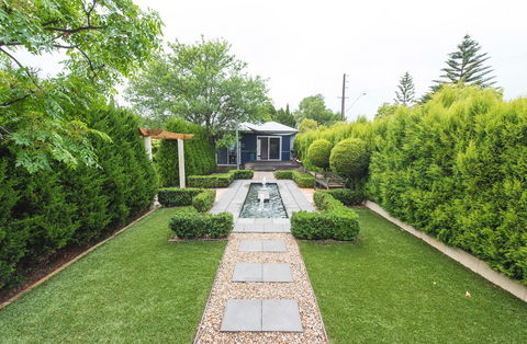 S T U D I O 22 Peaceful Retreat With Garden Views - Tourism Hervey Bay 5