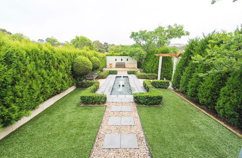 S T U D I O 22 Peaceful Retreat With Garden Views - Tourism Hervey Bay 0