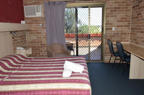 Windsor Terrace Motel - Tourism Hervey Bay 3