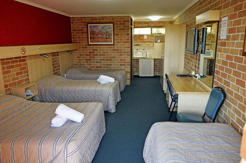 Windsor Terrace Motel - Tourism Hervey Bay 9