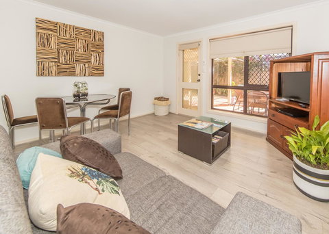 Tanunda\'s Magpie House - Hervey Bay Accommodation 12