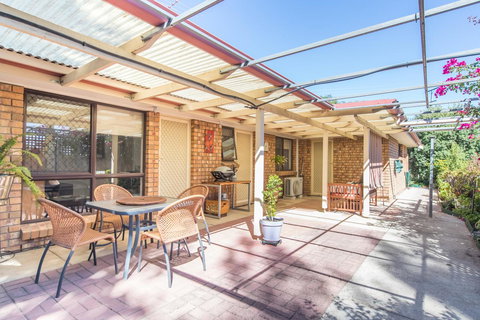 Tanunda\'s Magpie House - Hervey Bay Accommodation 21