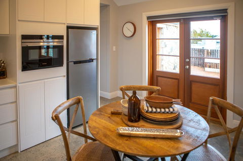 Lucy's Cottage - Tourism Hervey Bay 11