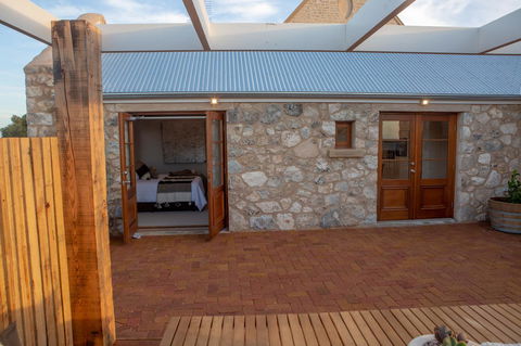 Lucy's Cottage - Tourism Hervey Bay 22