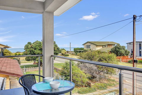 Eastern Breeze - Tourism Hervey Bay 22