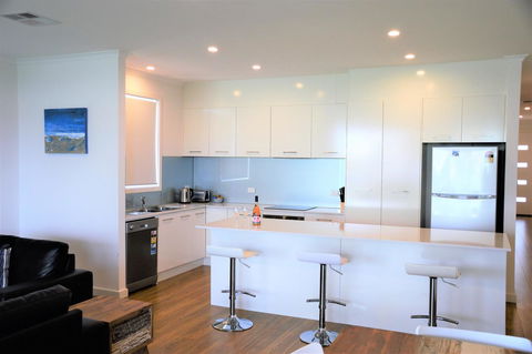 Eastern Breeze - Tourism Hervey Bay 1