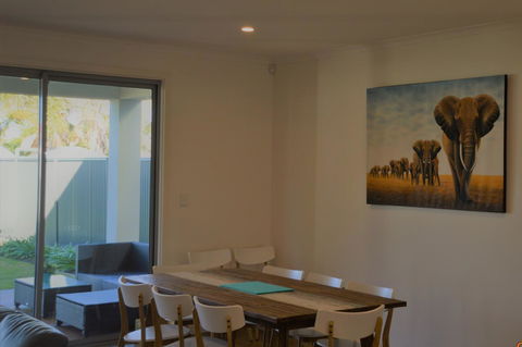 Eastern Breeze - Tourism Hervey Bay 4