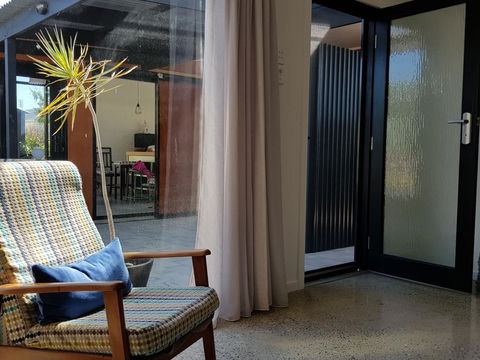 Sinclair Eco House - Hervey Bay Accommodation 27