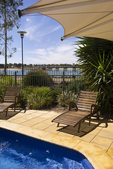 Majestic Oasis Apartments - Hervey Bay Accommodation 13