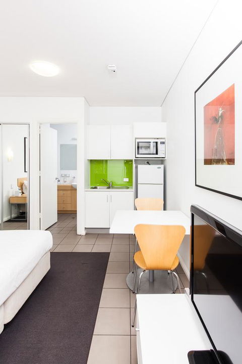 Majestic Oasis Apartments - Hervey Bay Accommodation 27