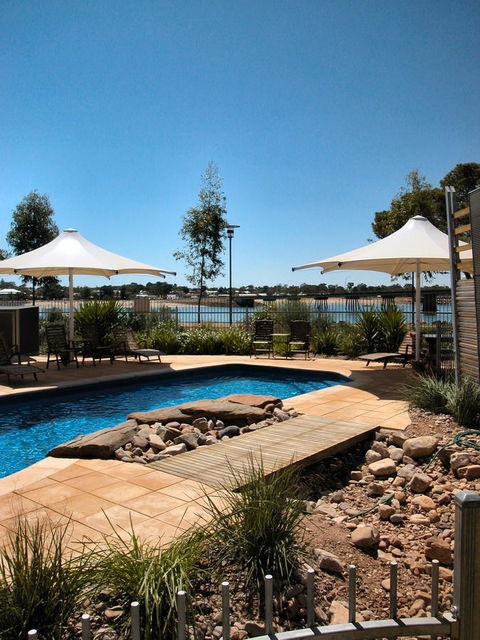 Majestic Oasis Apartments - Hervey Bay Accommodation 8