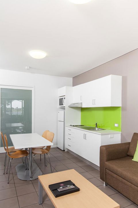 Majestic Oasis Apartments - Hervey Bay Accommodation 16