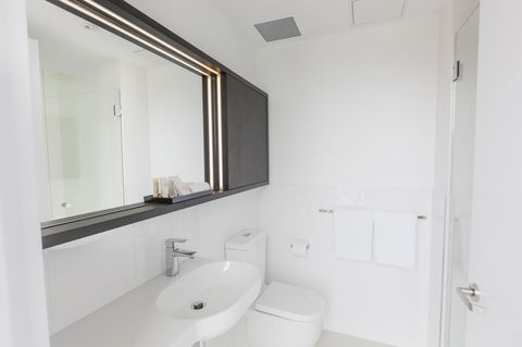Ibis Adelaide - Hervey Bay Accommodation 11